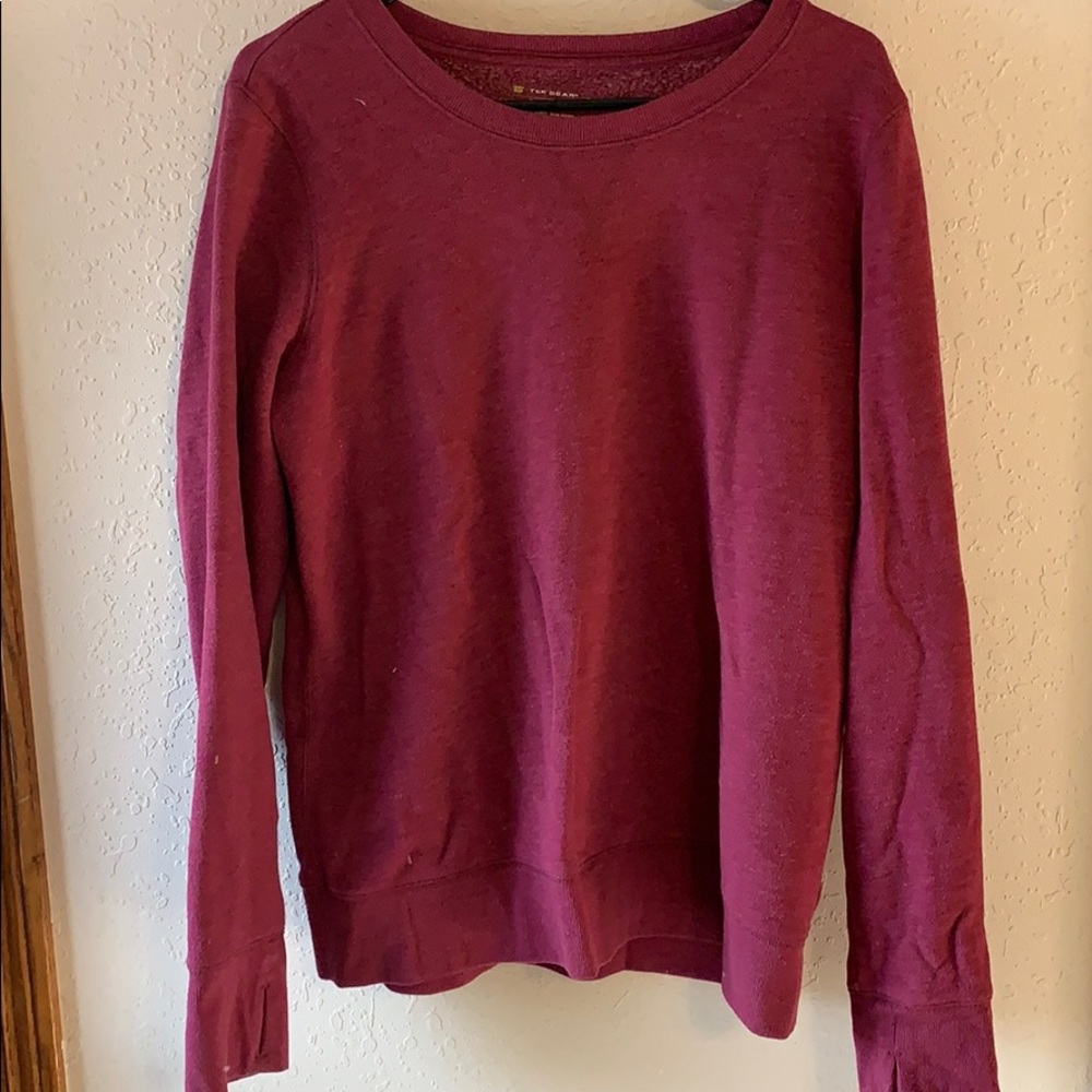 5/$20 purple tekgear crew neck sweatshirt